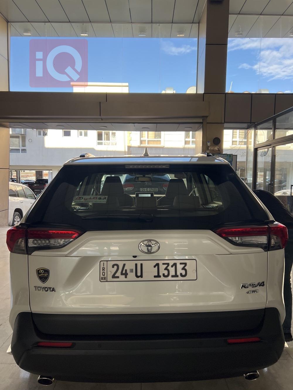 تويوتا راف 4